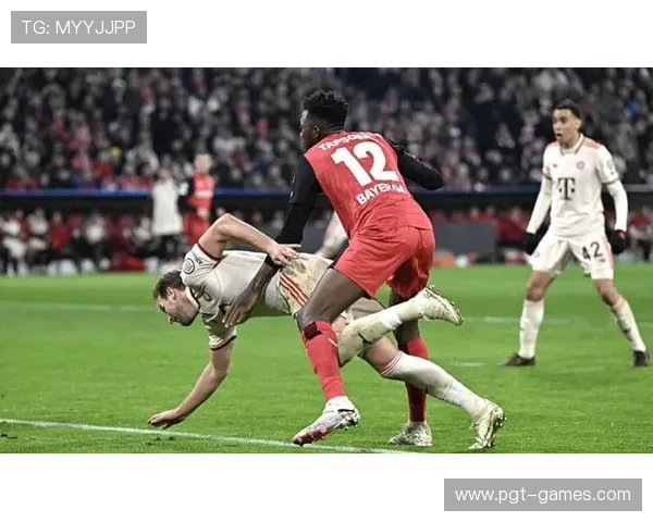 塔普索巴带领巴布基纳队勇闯新高峰，展现队长风采