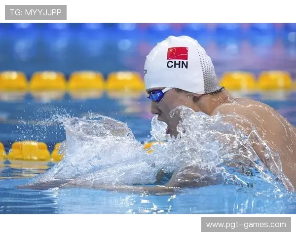 游泳选手打破400米个人混合泳世界纪录,展现全能实力 游泳选手打破400米个人混合泳世界纪录,展现全能实力